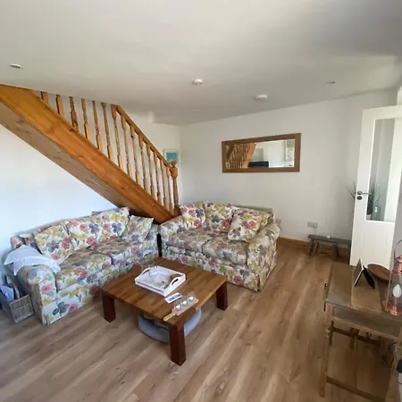 2 Bedroom House In Dunmanway